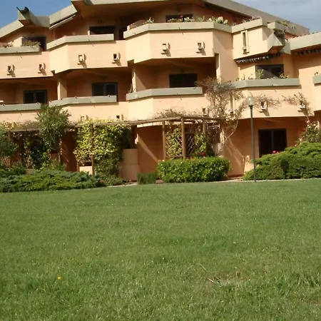 A Due Passi Dal Mare Apartment *